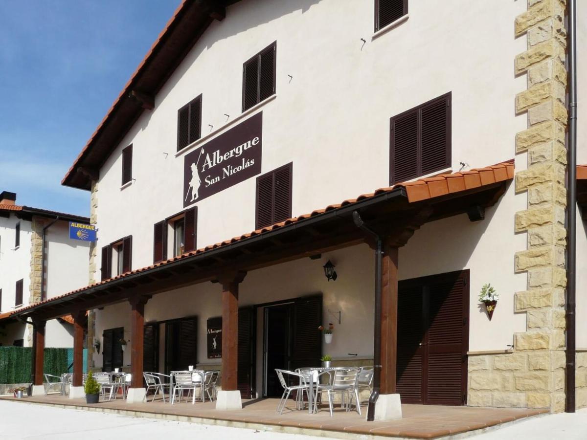 Albergue San Nicolas Larrasoana Kültér fotó